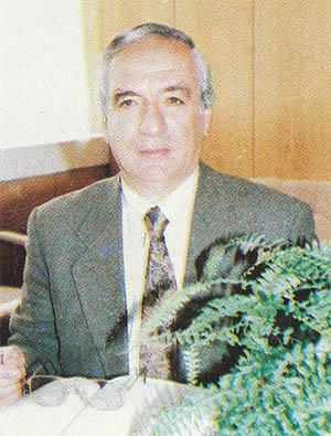 İsmet Öztürk
